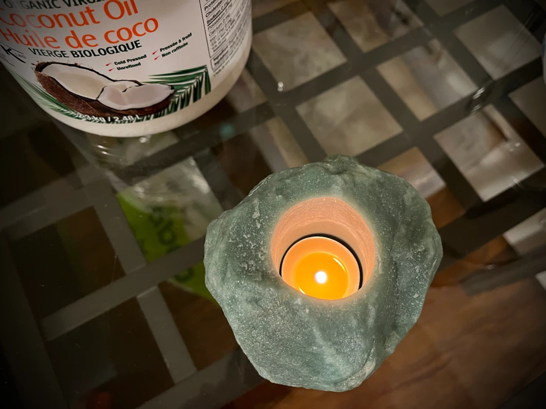100% Handcrafted Pure Canadian Beeswax Tea Light Candles - photo 3