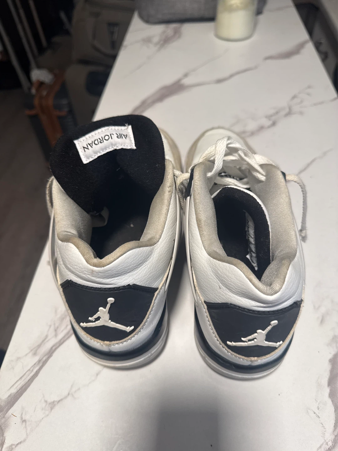 Air Jordan 4 Retro White Black Sneakers - photo 4