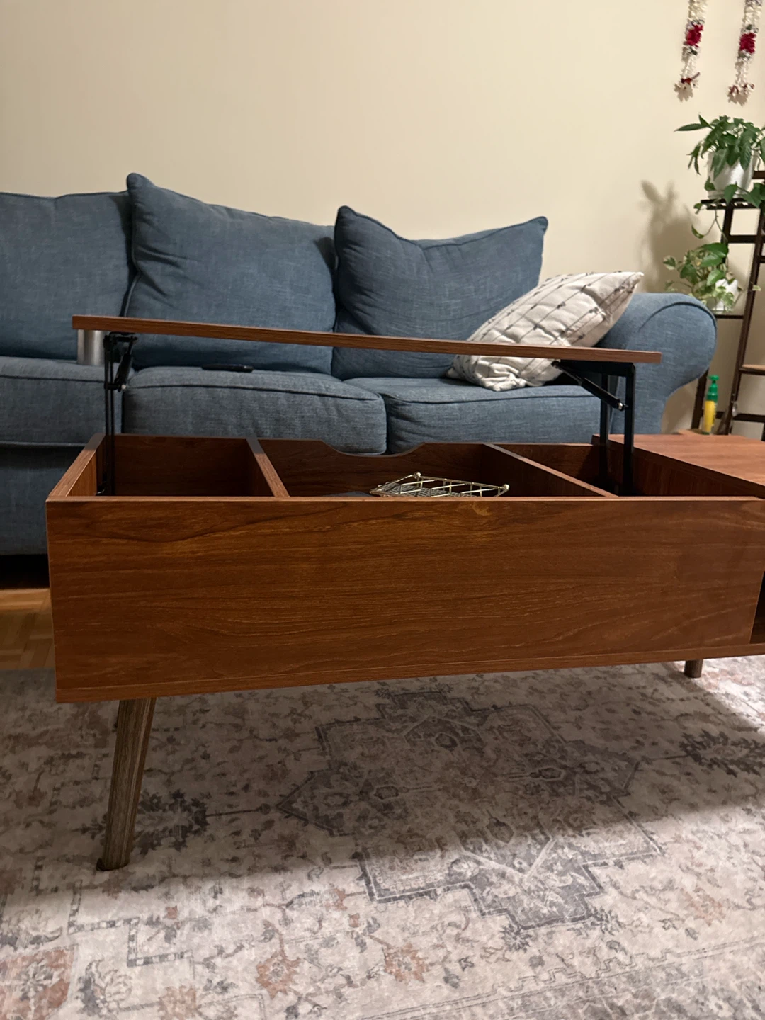 Mid-Century Modern lift up Wood Coffee Table - photo 2