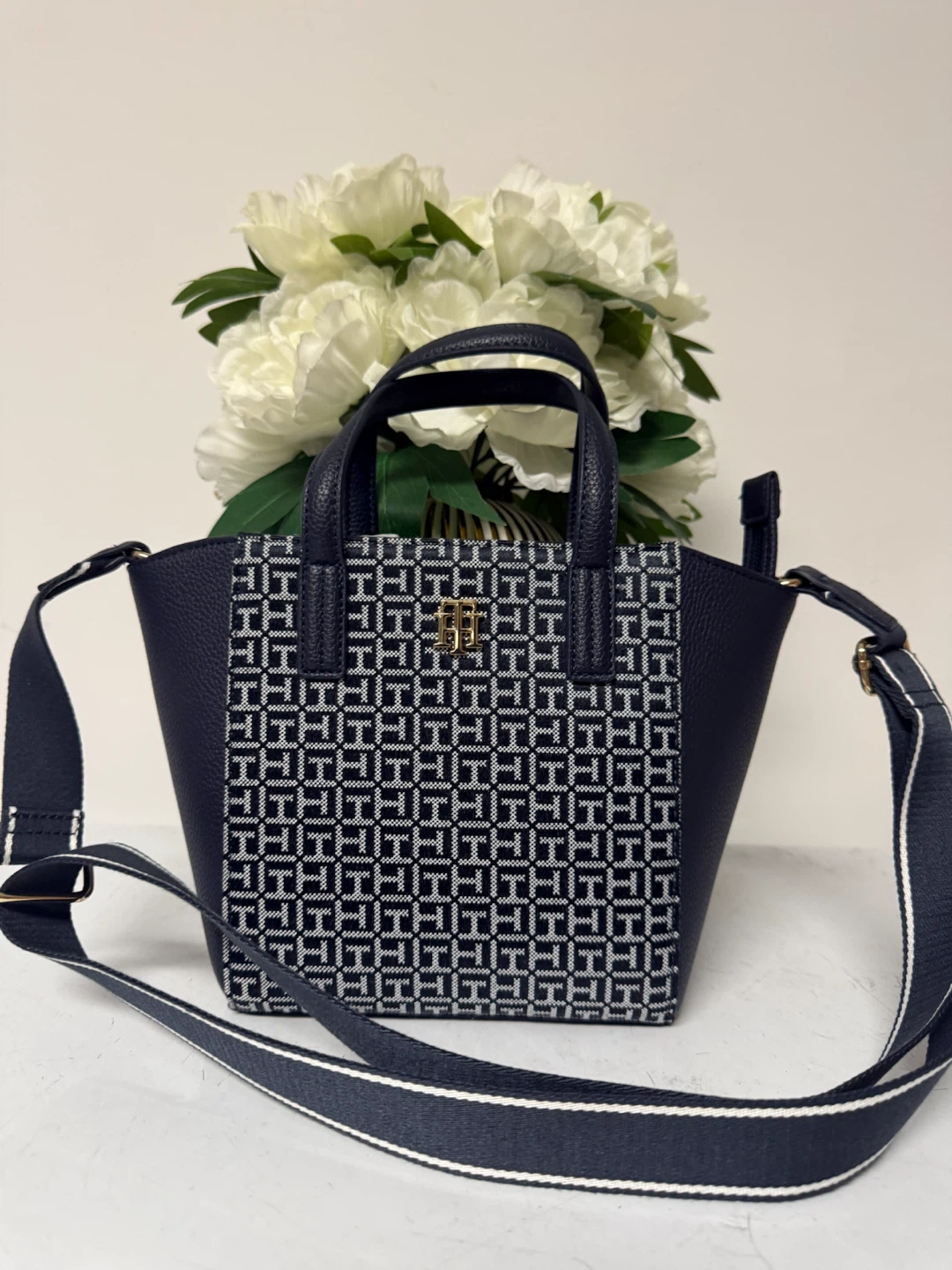 Tommy Hilfiger Tote Bag