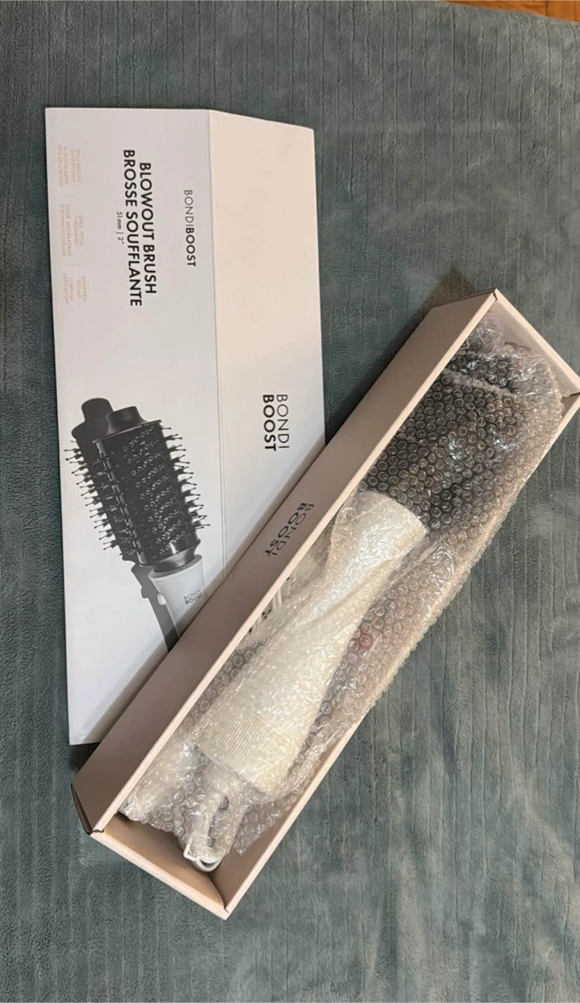 BondiBoost Blowout Brush 2" (Includes Original Box)