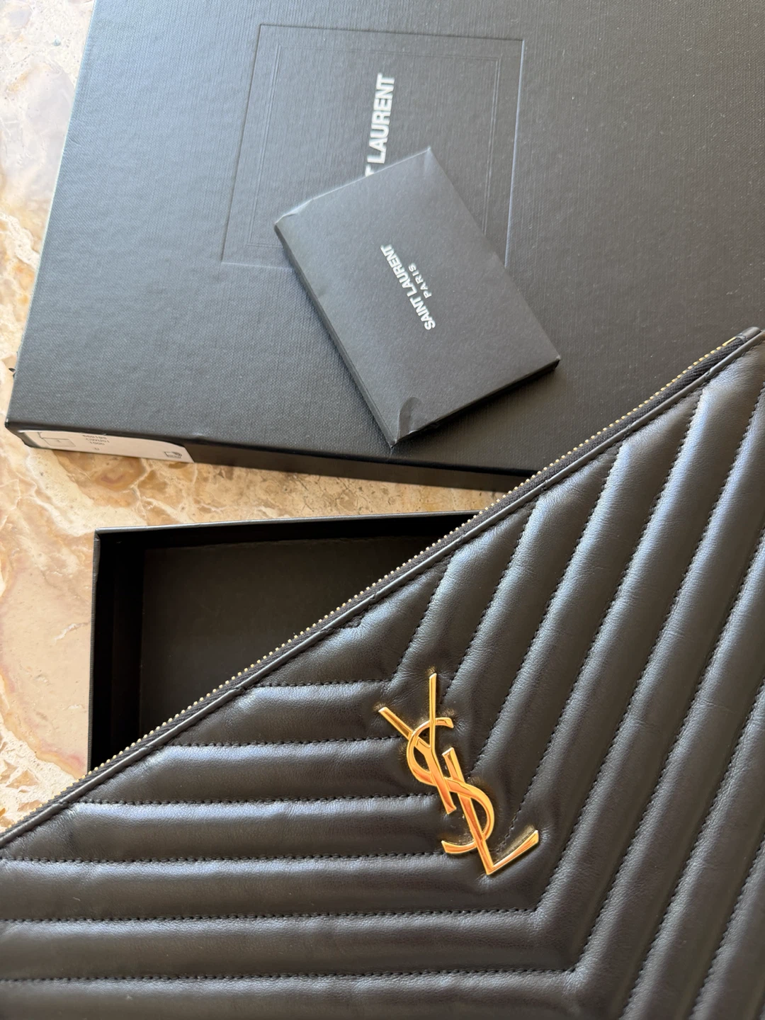 Saint Laurent Black Leather Pouch Clutch - photo 5