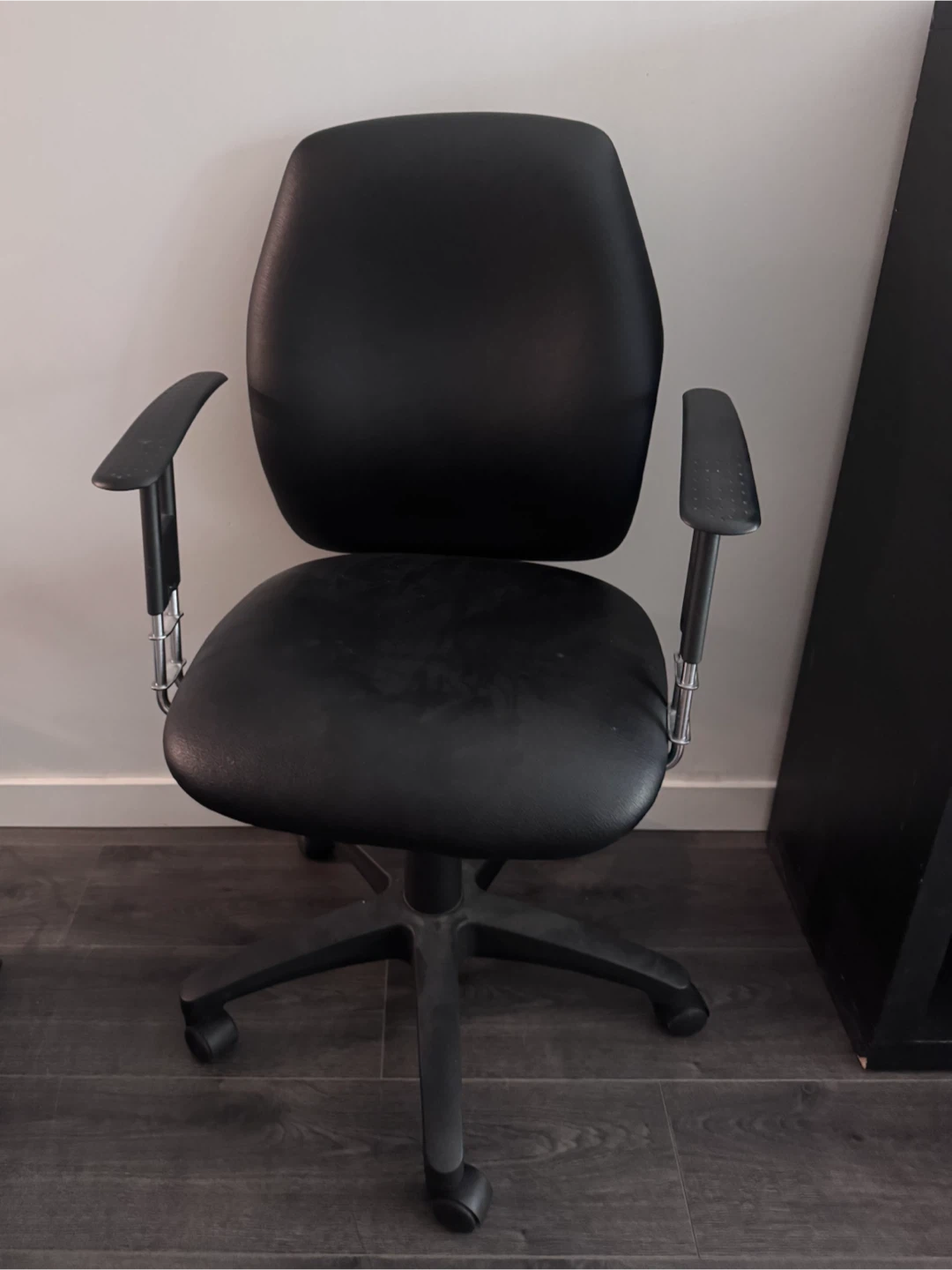 Move Out Flash Sale - Black Office Chair