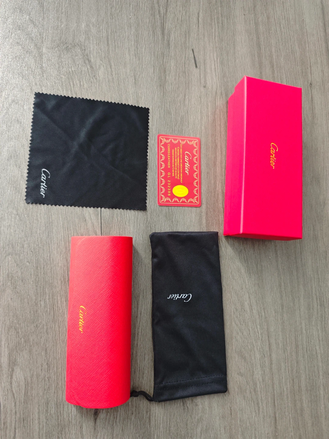 Cartier Sunglasses with Box and Accessories - photo 2