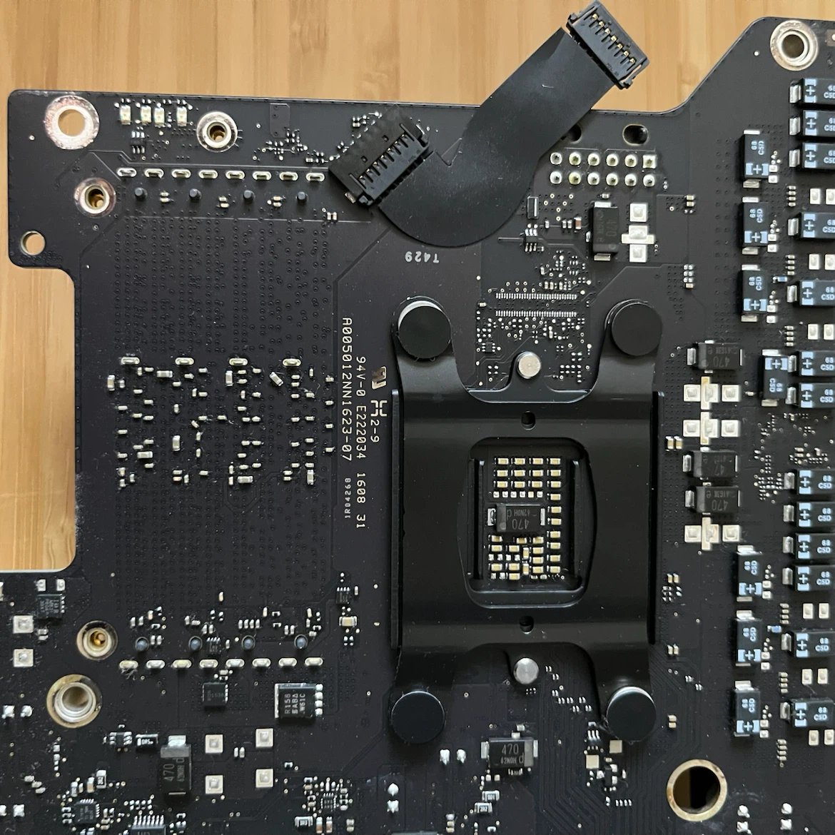 Apple iMac 27" Retina 5K Late 2015 A1419 LogicBoard - photo 3