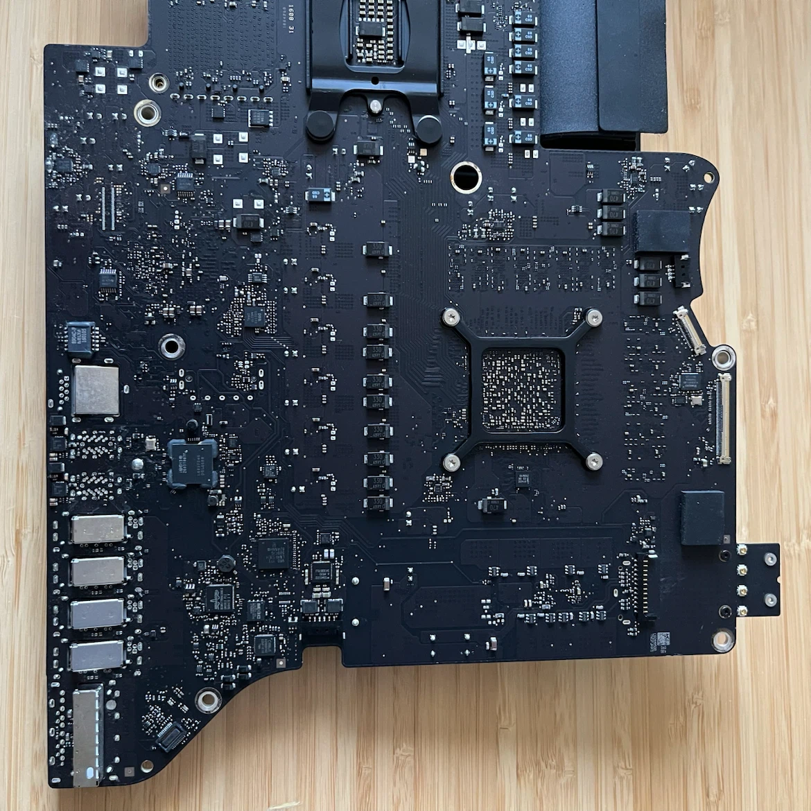 Apple iMac 27" Retina 5K Late 2015 A1419 LogicBoard - photo 5