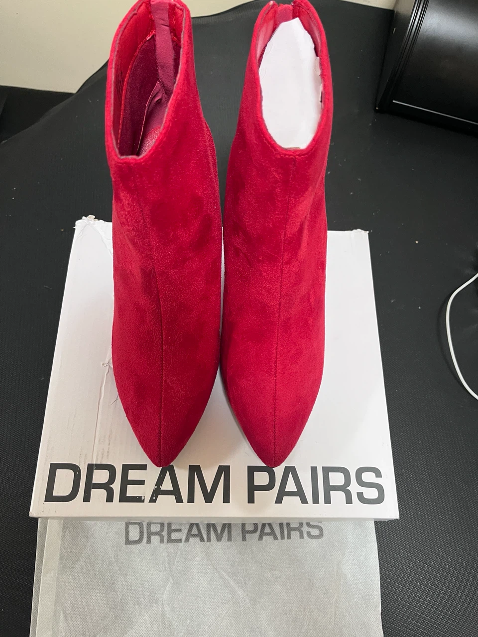Size8.5/ Dream Pairs Red Suede Ankle Boots - photo 2