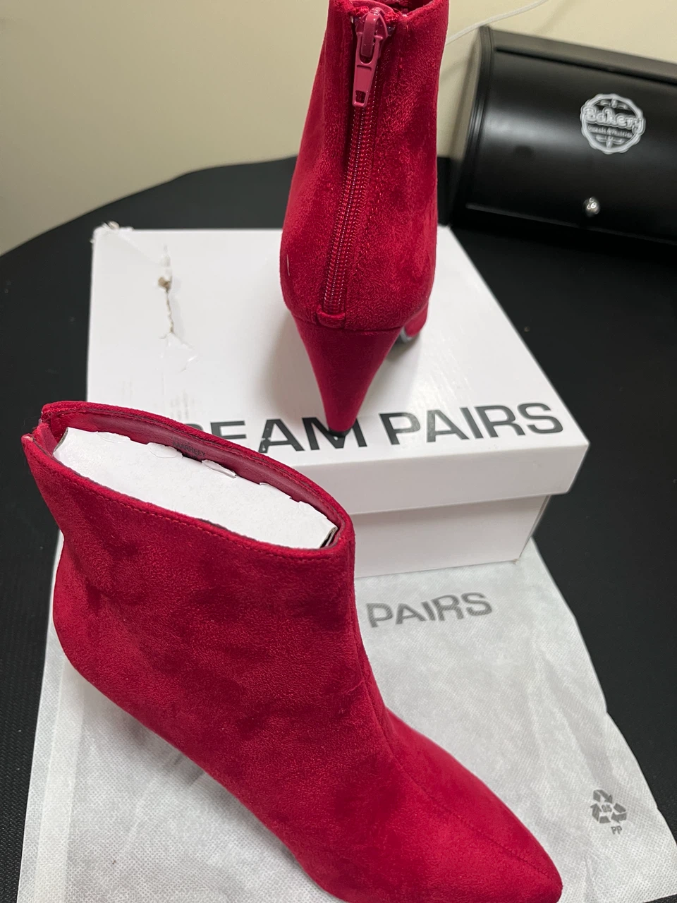 Size8.5/ Dream Pairs Red Suede Ankle Boots - photo 5