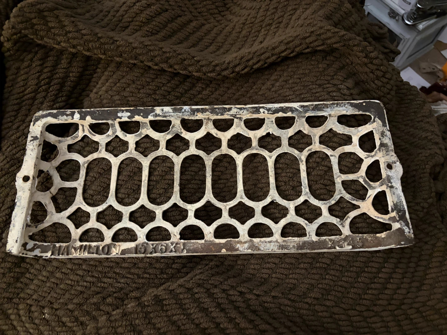 Vintage Hamilton 15x6 Vent Grill - photo 2