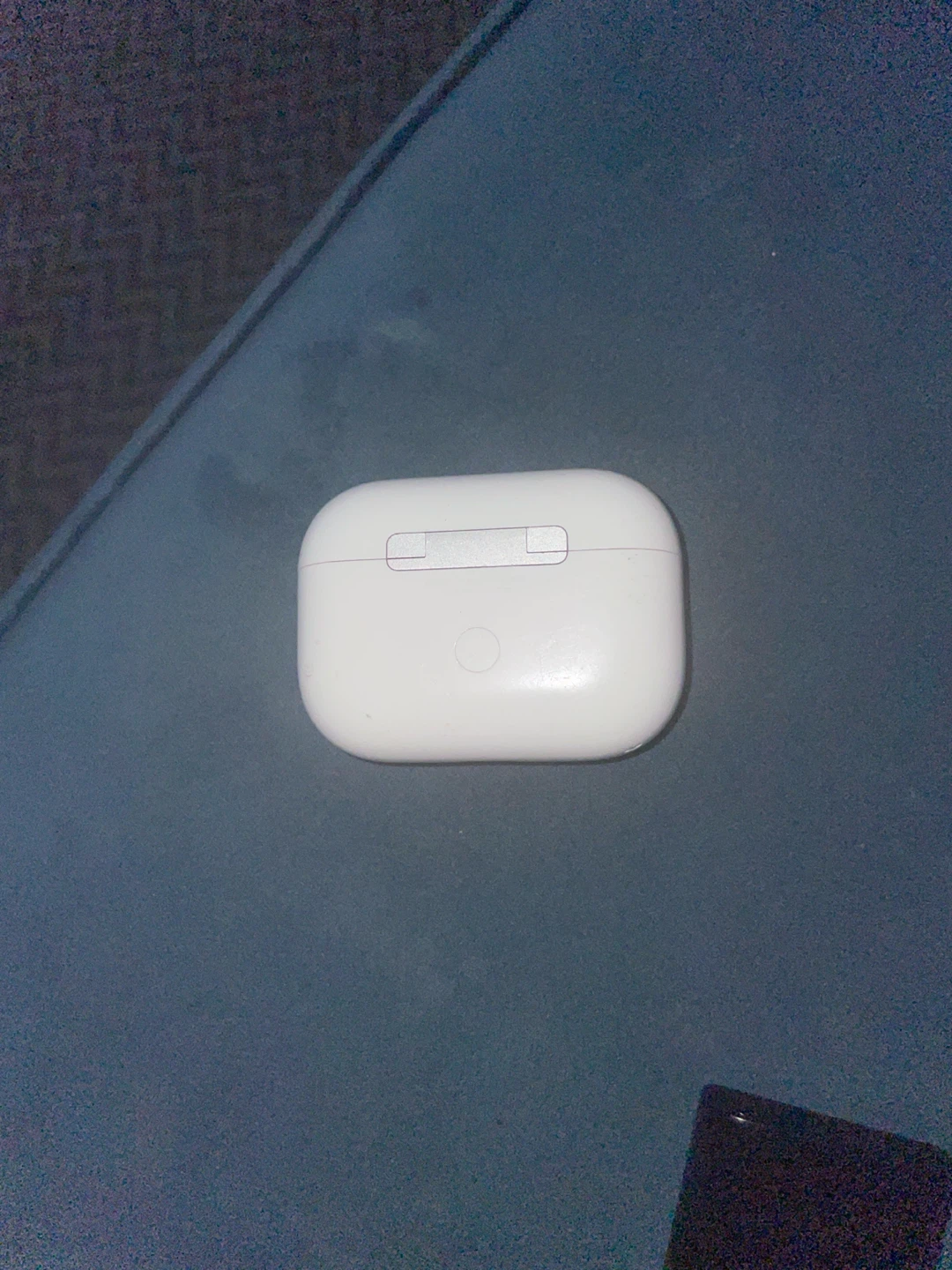 Apple AirPods Pro (2nd generation) with Charging Case - photo 2