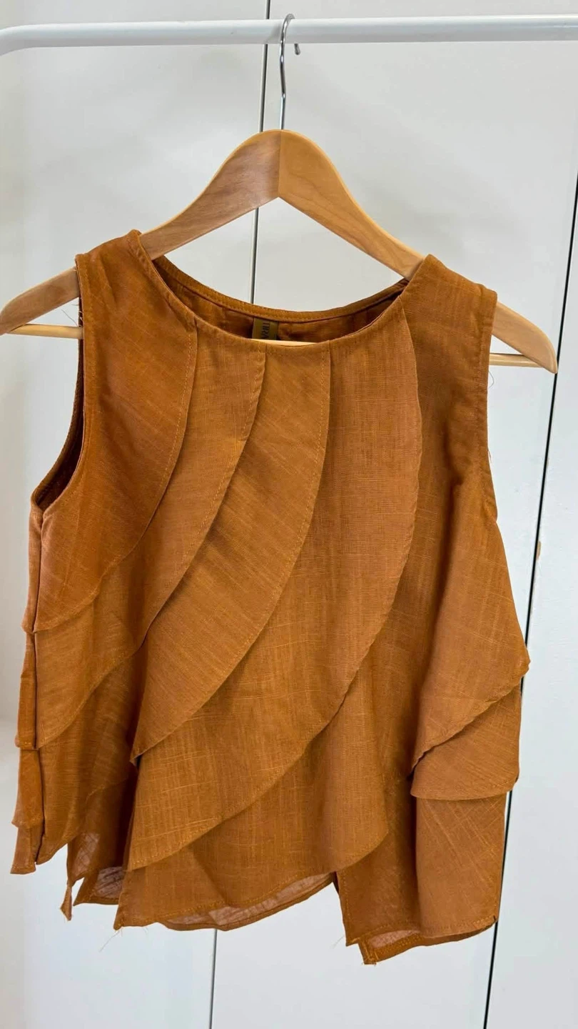 Stylish Layered Sleeveless Top - photo 2