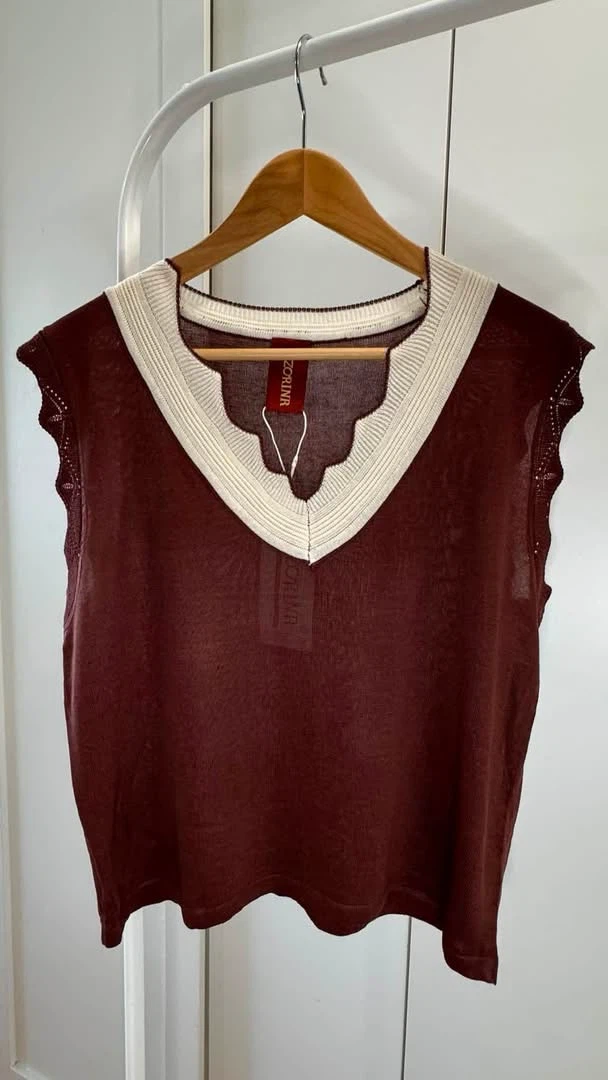 Sleeveless Knit Top - photo 2