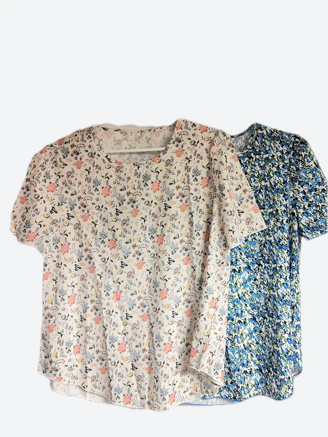Lot of 2 Floral Print T-Shirts