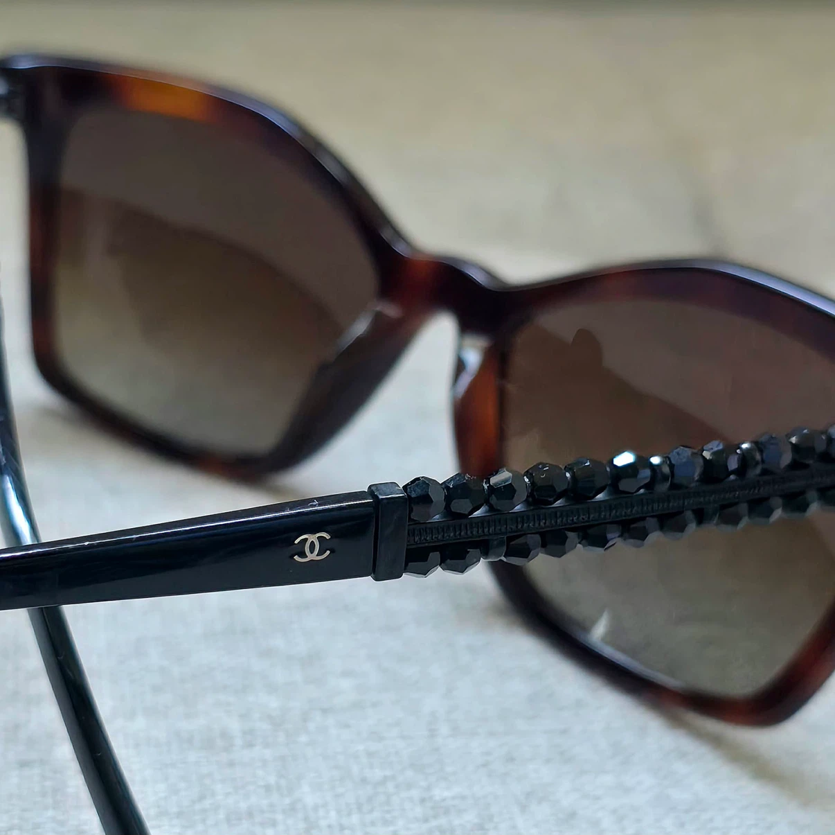 CHANEL 5376-B-A Butterfly Bijoux Brown Black Beaded Sunglasses - photo 5