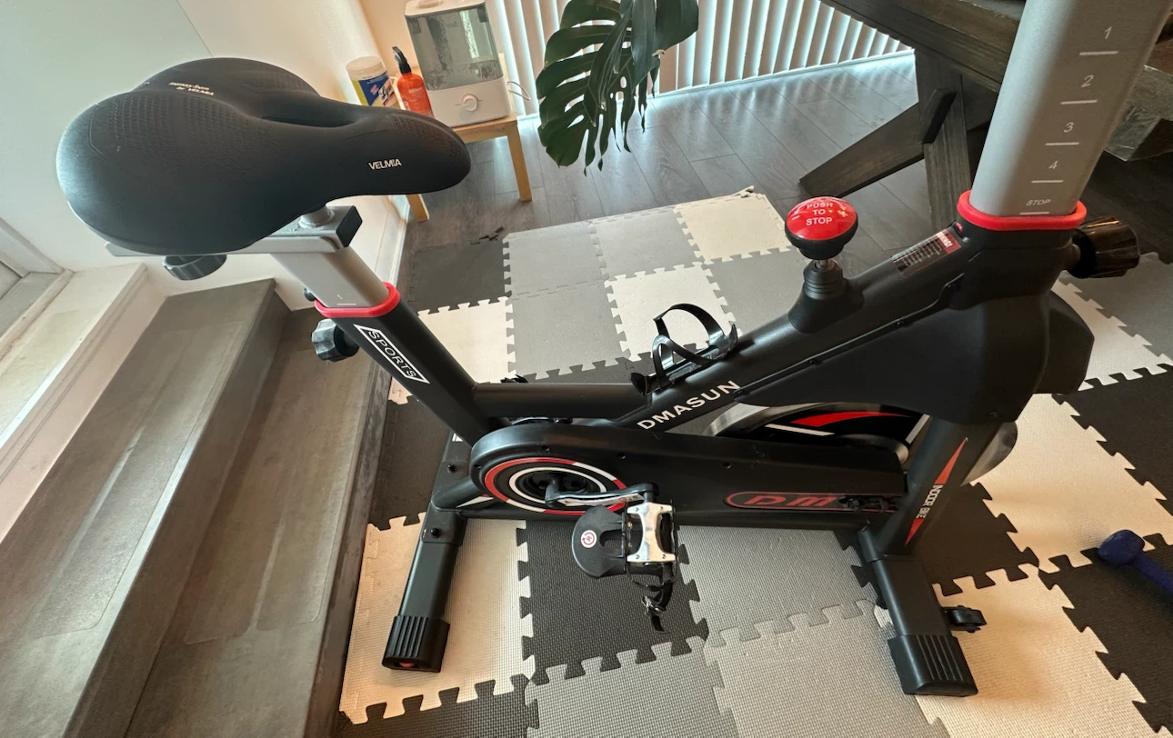 DMASUN Indoor Cycling Bike - Like New!