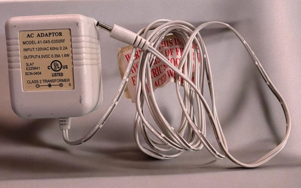 AC Adaptor Model 41-045-0350RF - photo 3
