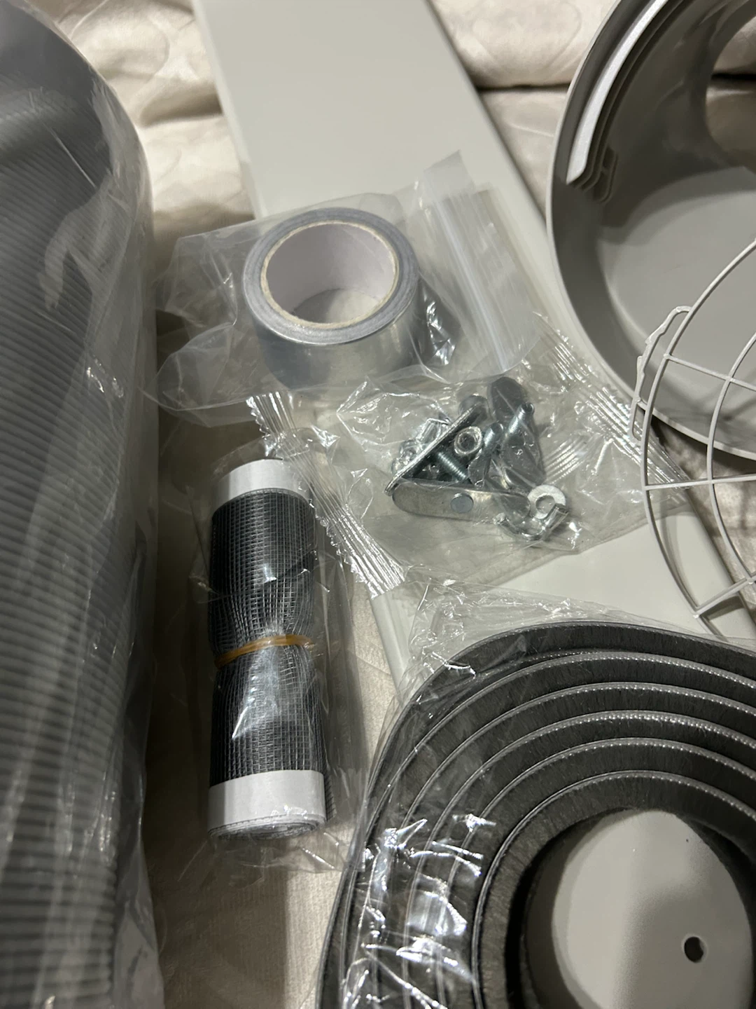 New-Portable Air Conditioner Window Vent Kit - photo 2