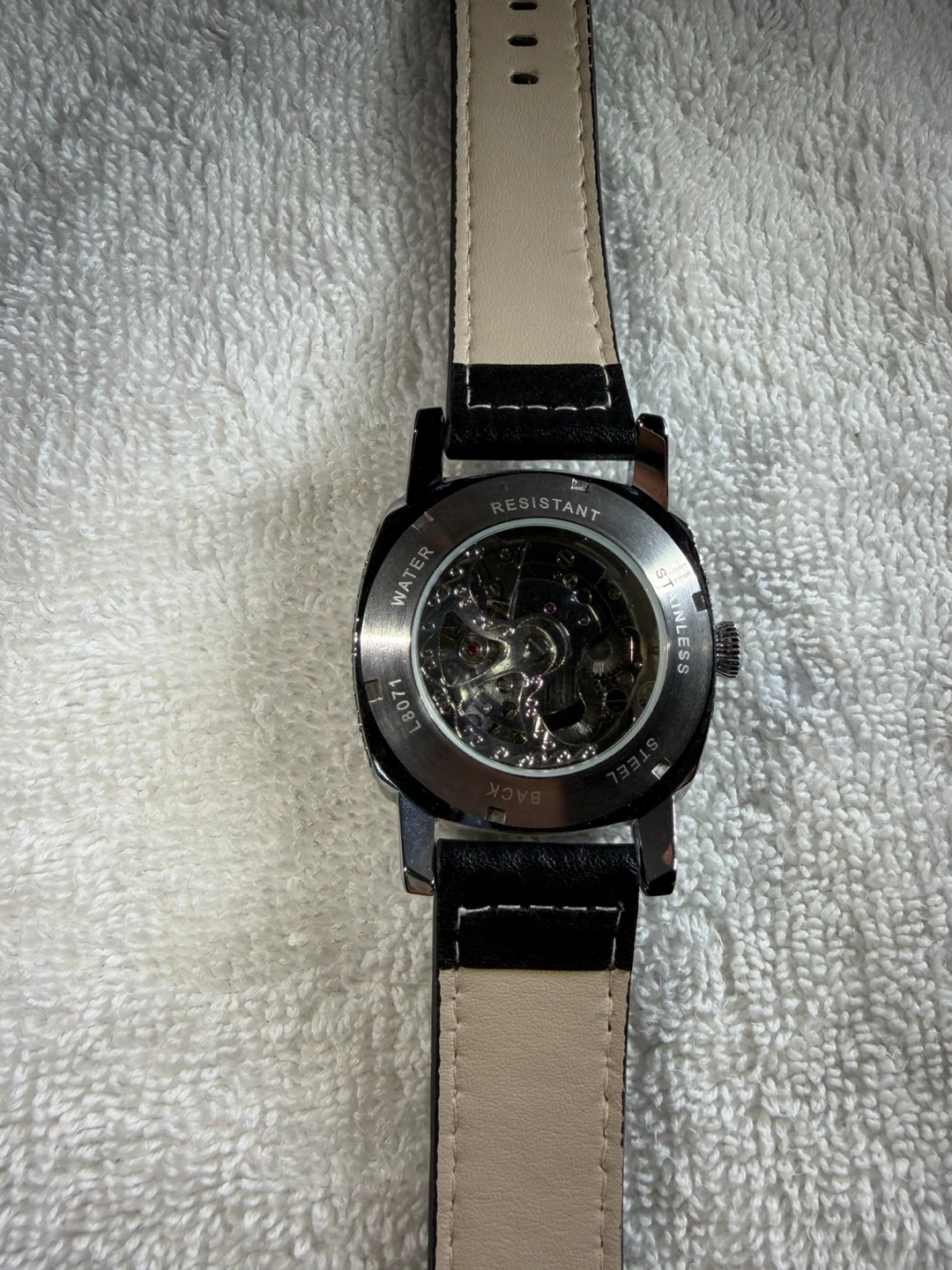 Montre automatique squelette en acier inoxydable