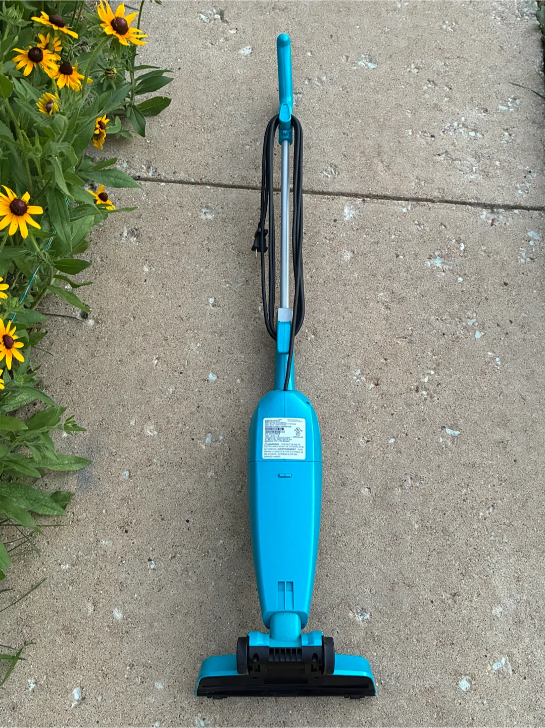 Bissell FeatherWeight Lightweight Bagless Stick Vacuum - photo 3