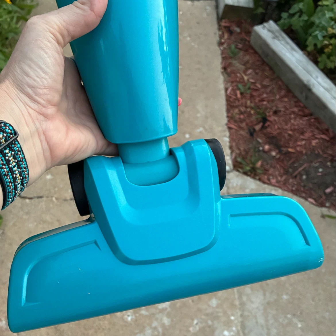 Bissell FeatherWeight Lightweight Bagless Stick Vacuum - photo 4