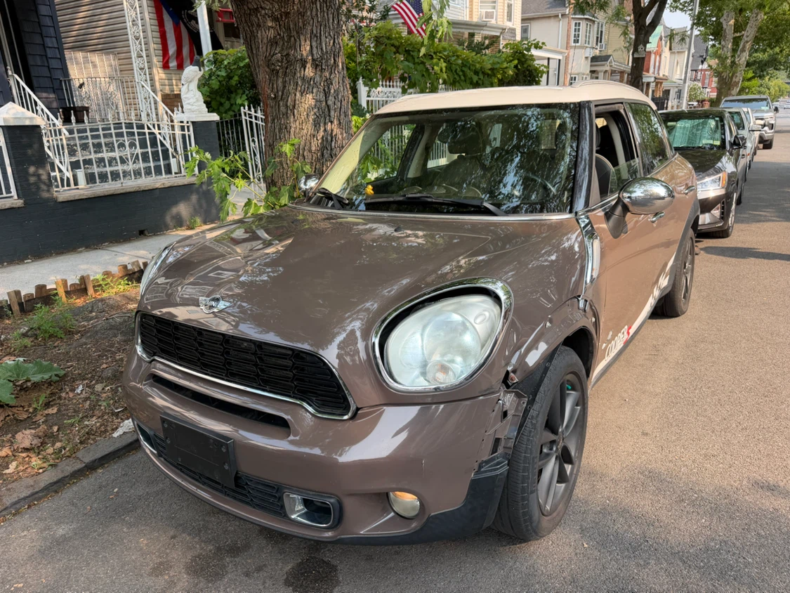 2014 MINI Cooper Countryman S All4 - photo 2