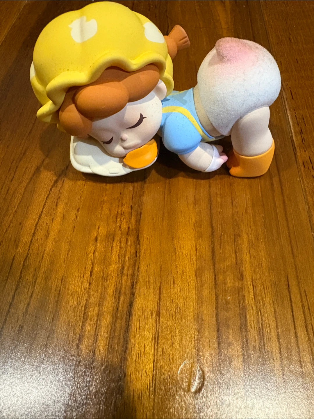 Wendy's Sleeping Baby Figurine - photo 2