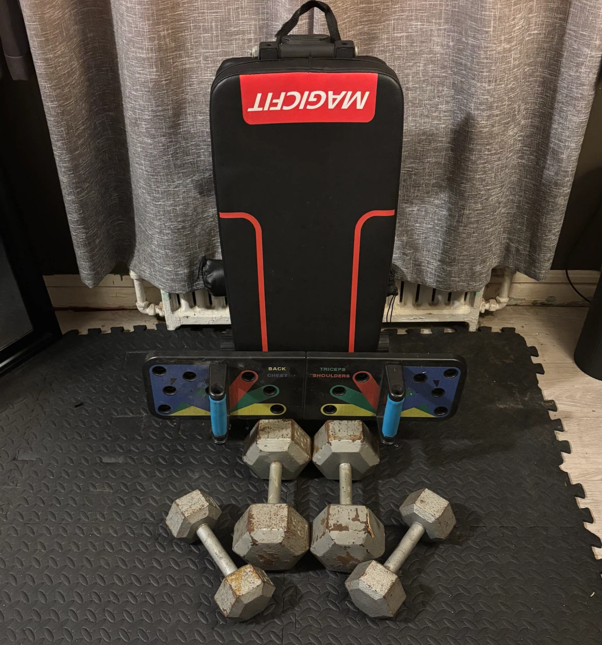 Workout Bench with Dumbbells 2x35 / 2x15 / Perfect Push Up