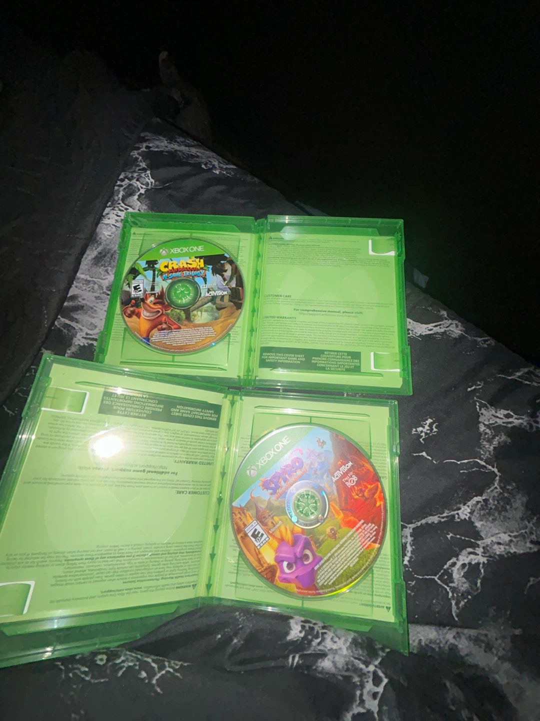 Crash Sane Trilogy & Spyro Reignited Trilogy Xbox One Jeux - photo 3