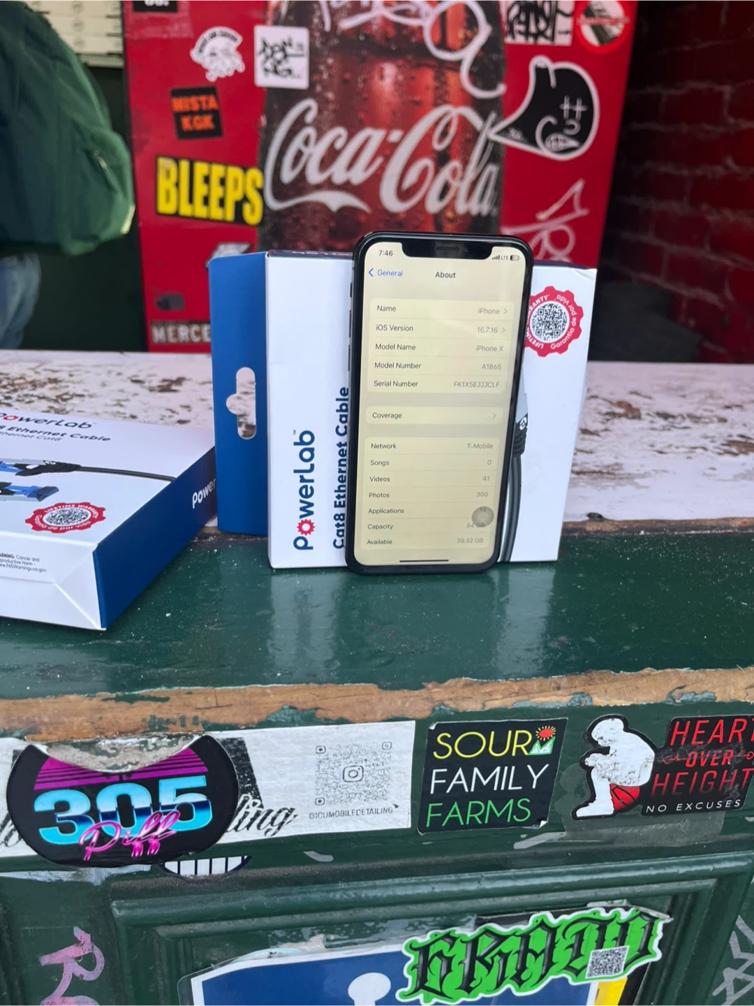 Apple iPhone X - 64GB - Black unlock - photo 2