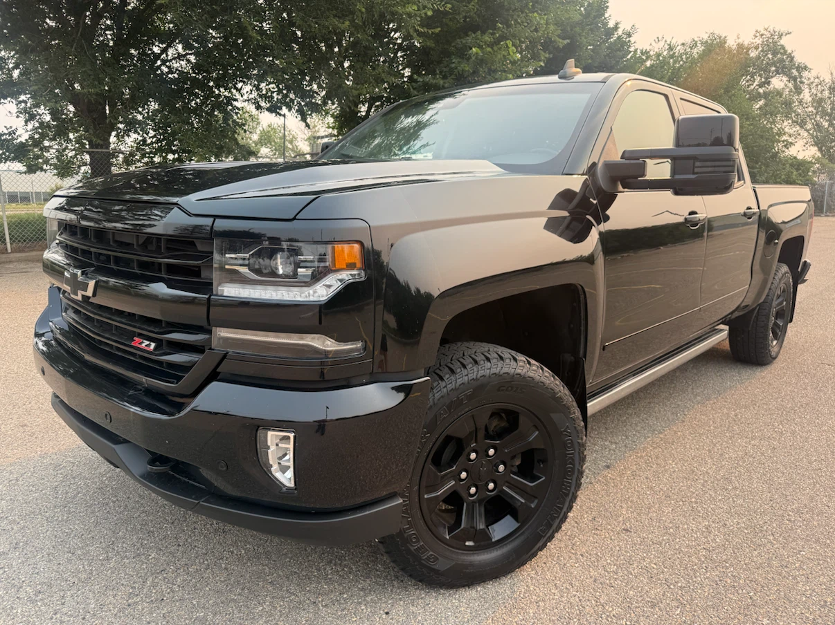 2018 Chevrolet Silverado 1500 LTZ Z71 Midnight Edition - photo 2