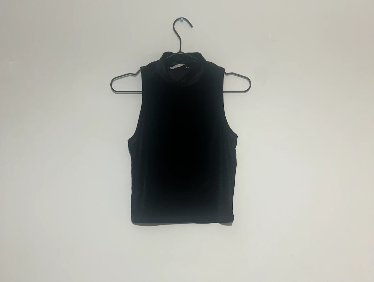Pull & Bear Black Velvet Mock-neck Tank Top - photo 2