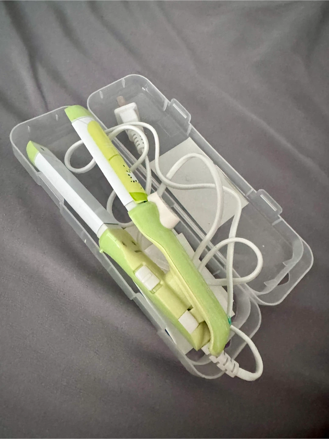Mini Hair Straightener with Case - photo 2