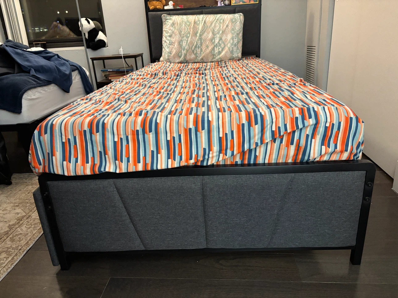 Twin XL Bed Frame with two drawers - photo 3