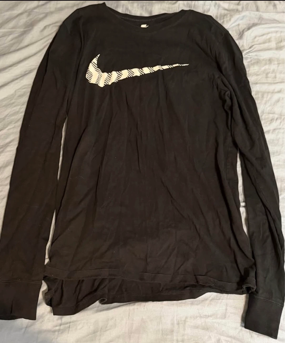 Nike Long Sleeve T-Shirt