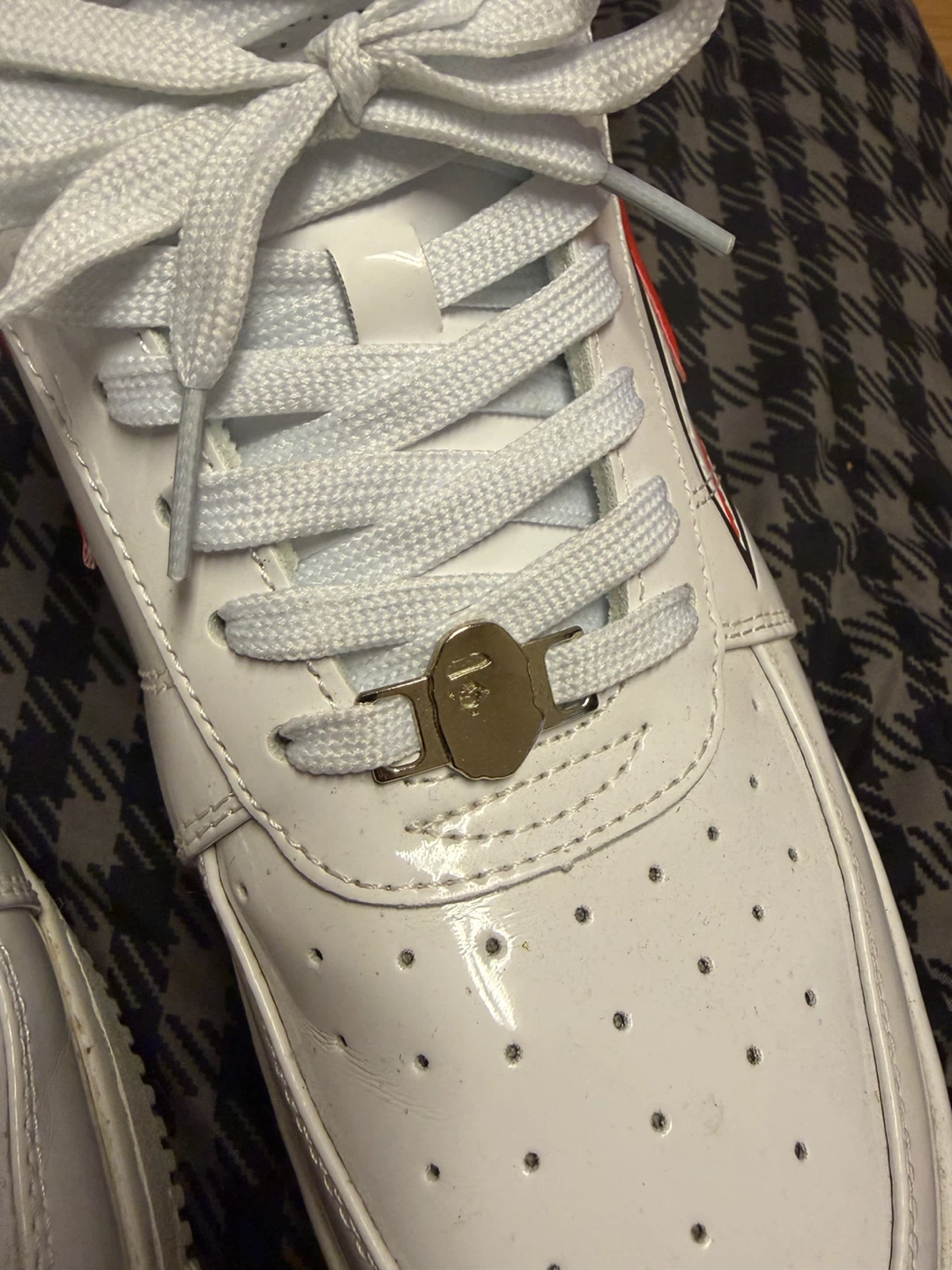 Bapestas size 9.5 - photo 3