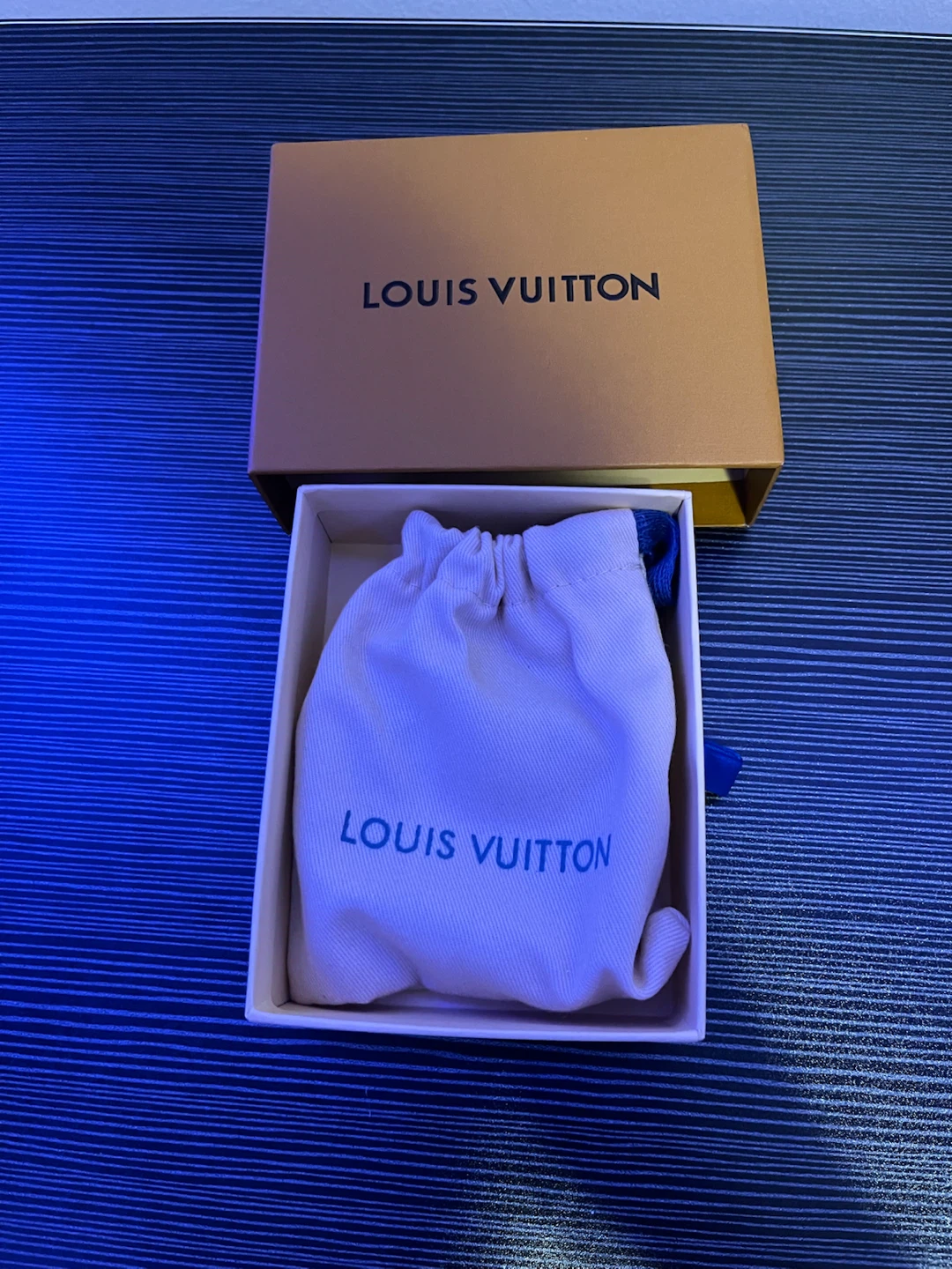 Louis Vuitton monogram slim bracelet - photo 4