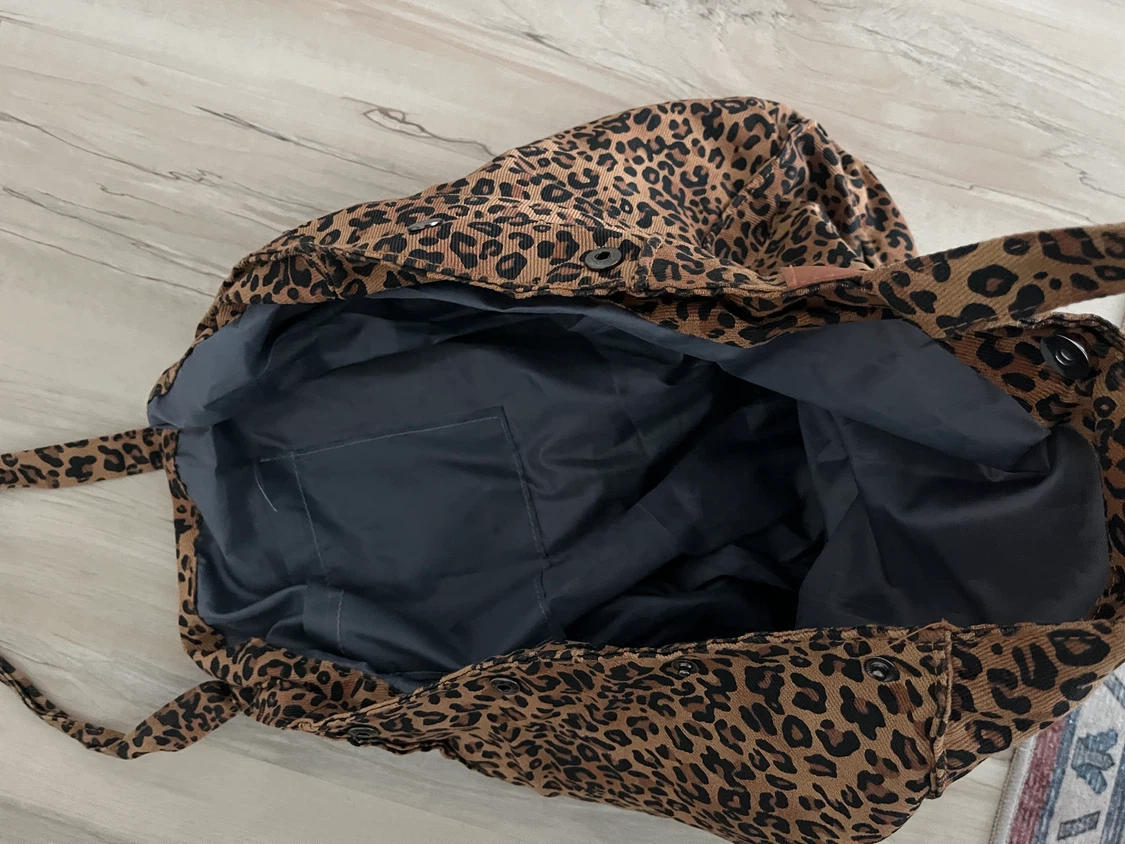 Leopard Print Tote Bag - photo 2