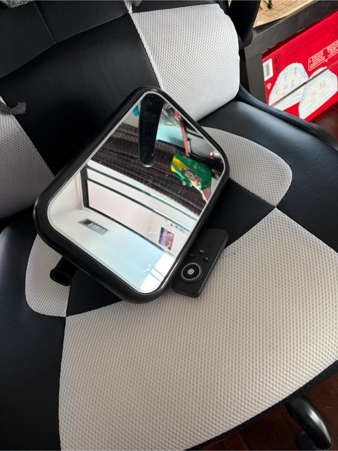 2-in-1 Baby Car Mirror with Light