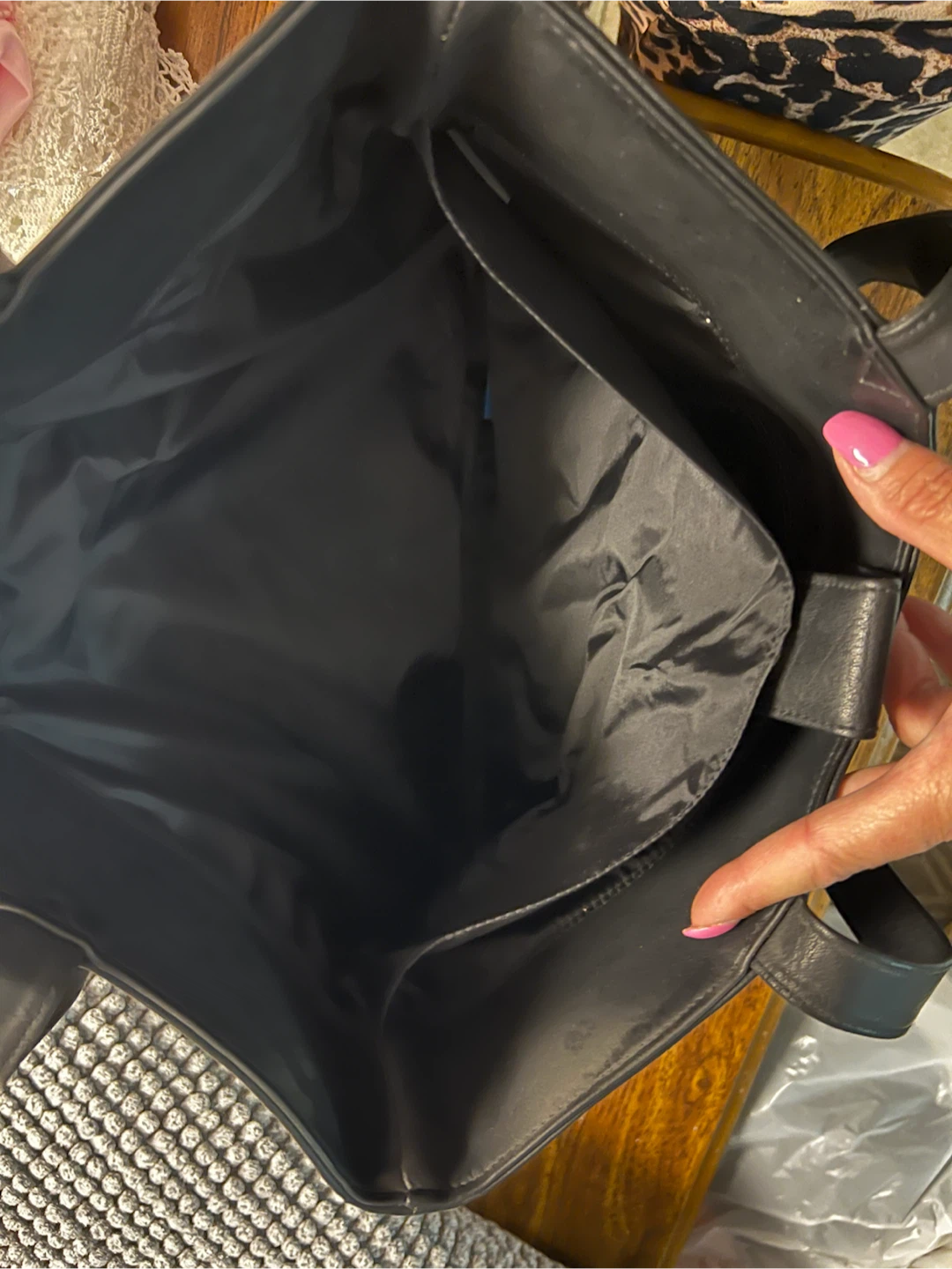 Black Faux Leather Tote Bag - photo 4