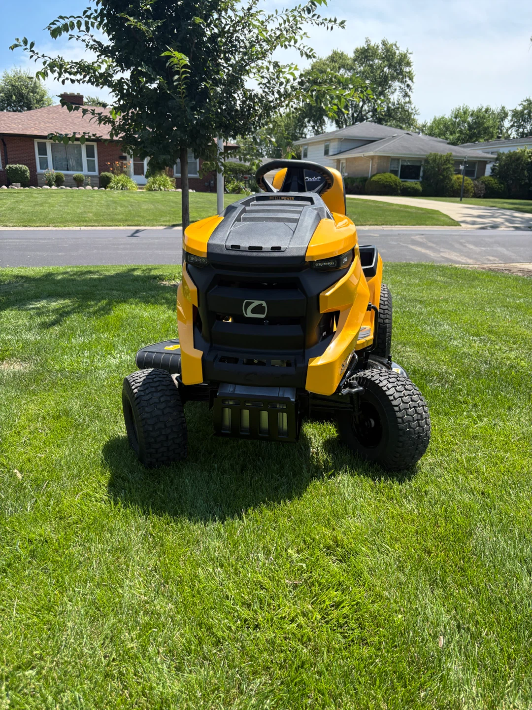 Cub Cadet XT1 LT42 Riding Mower - photo 2