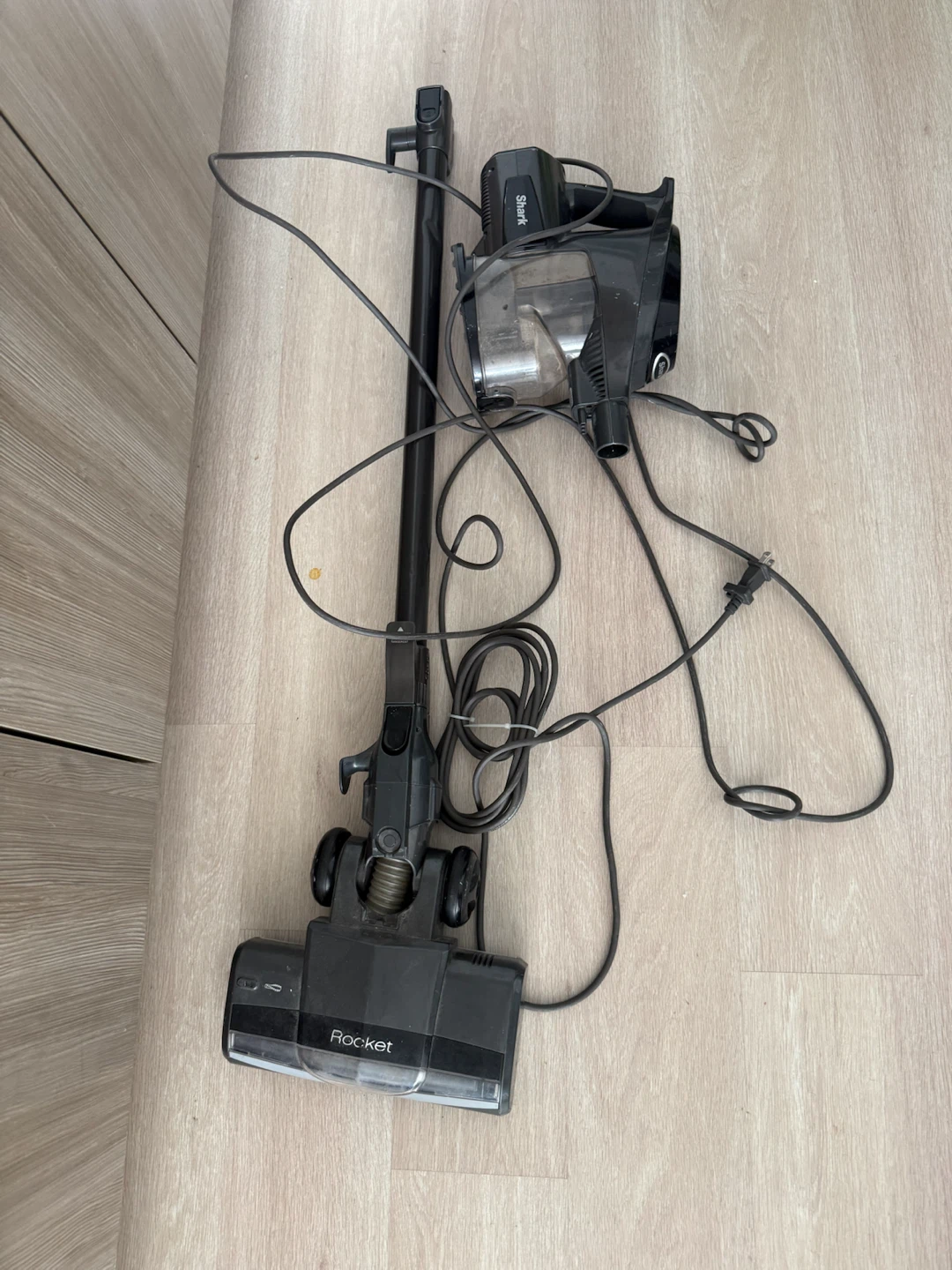 Shark Rocket Corded Vacuum Cleaner - photo 2