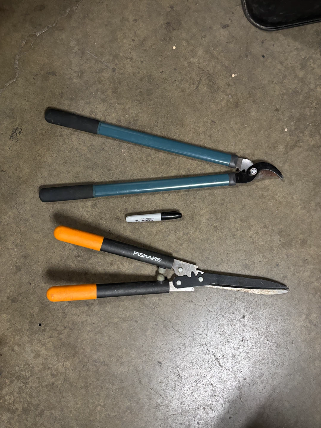 Fiskars Hedge Trimmers and Loppers