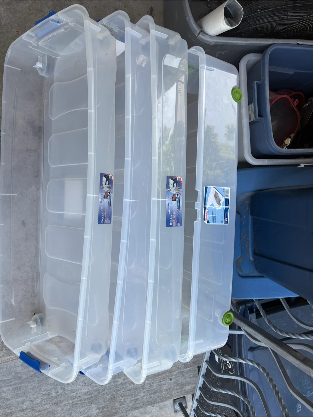 Sterilite/Bella Underbed Storage Box with Wheels - photo 2