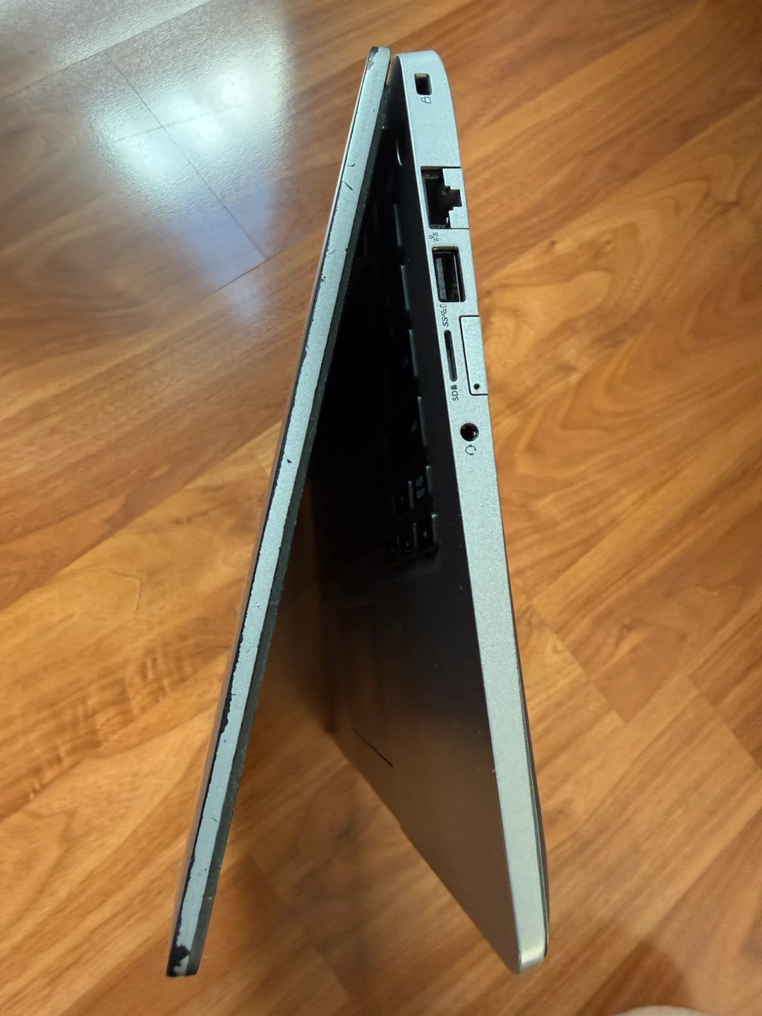 Dell Laptop 5310 - photo 4