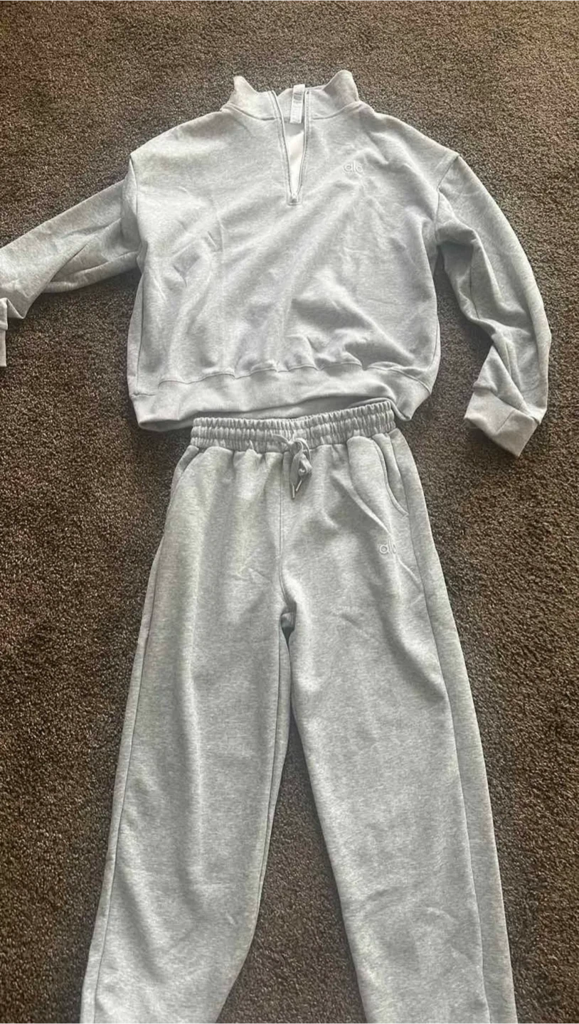 Alo Yoga Grey Sweatpants and Quarter Zip Sweater Set