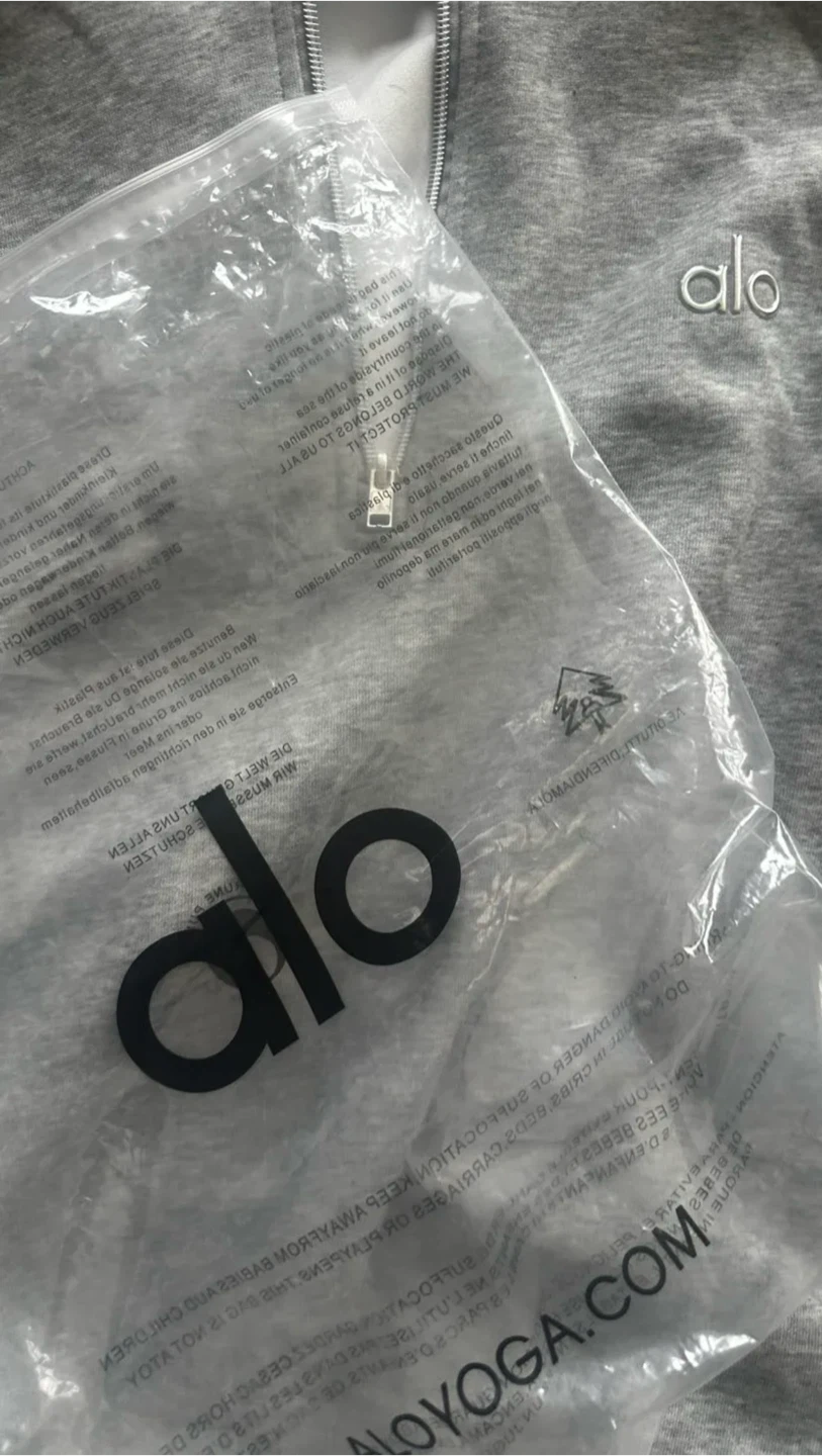 Alo Yoga Grey Sweatpants and Quarter Zip Sweater Set - photo 4