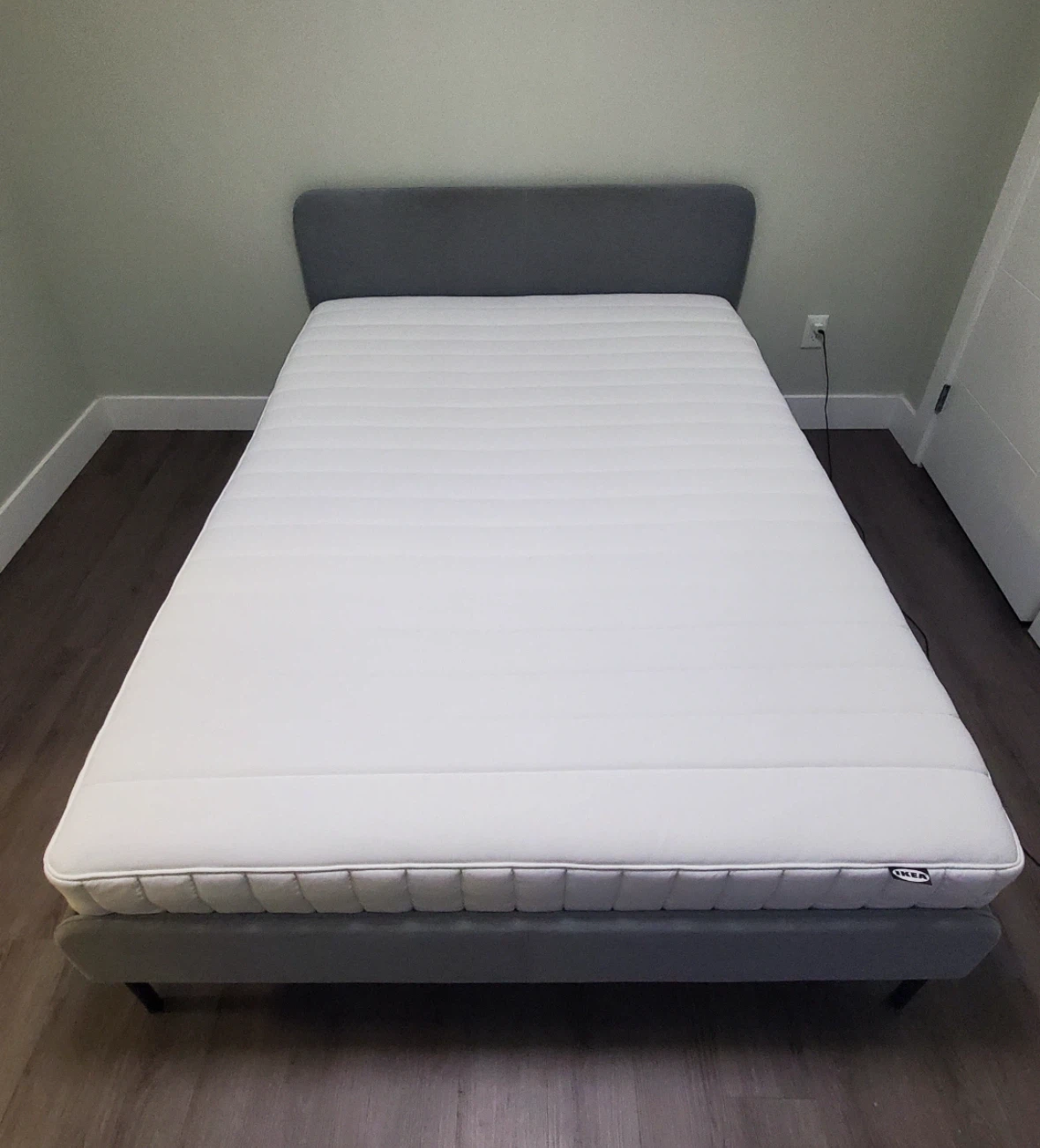 Ikea double size bed frame *Free delivery