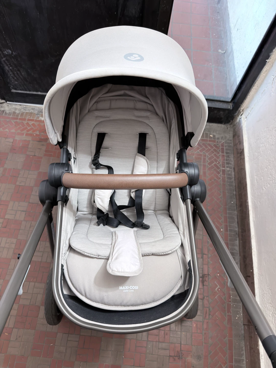 Maxi-Cosi Infant Car Seat with Base - photo 5