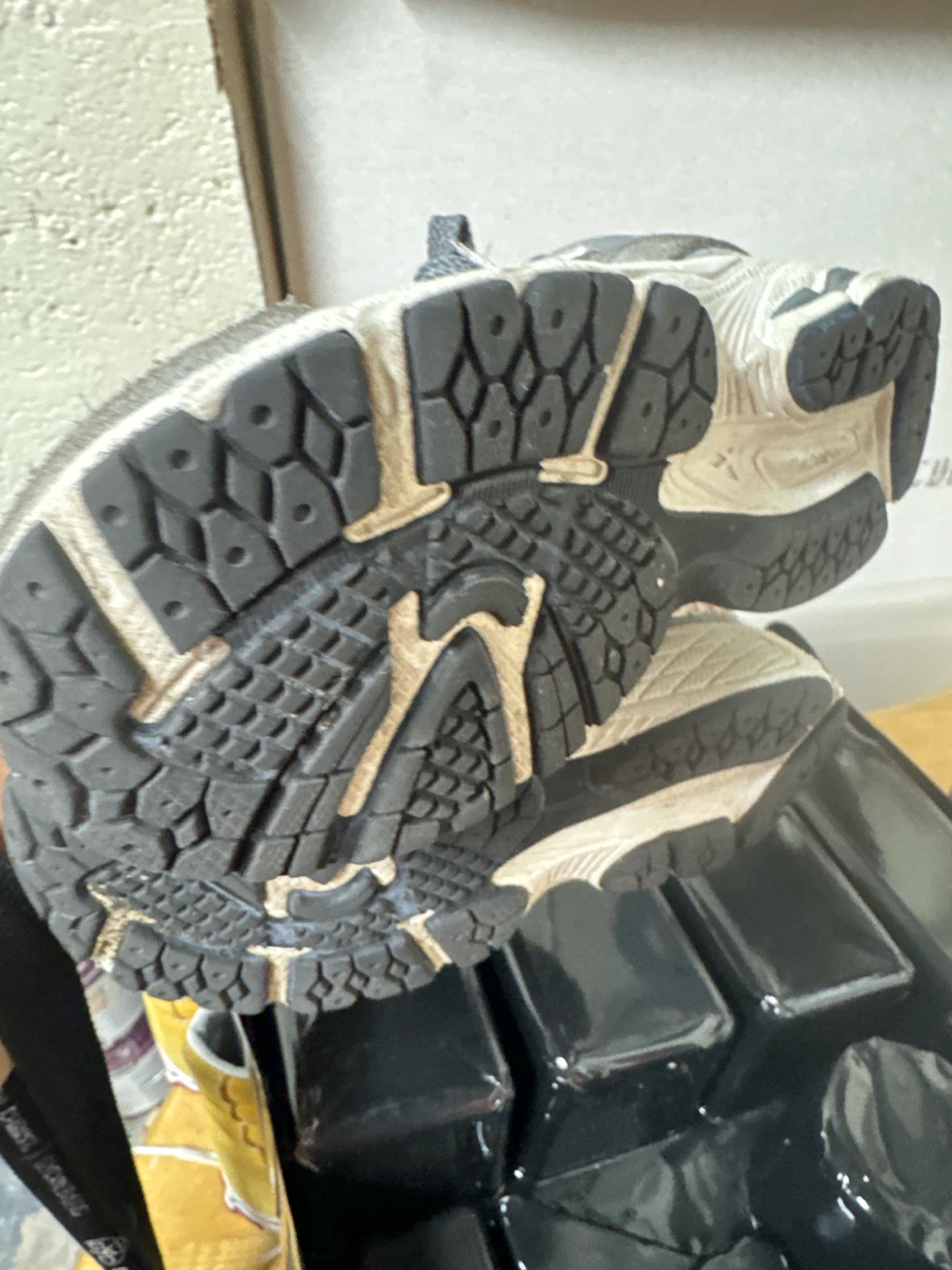 New Balance Running Shoes - photo 2