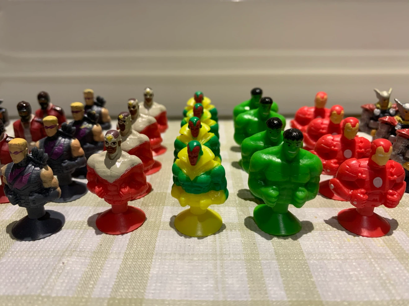 mini marvel mania figures - photo 3